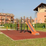 A Chivasso riaprono in sicurezza le aree gioco di parchi e giardini