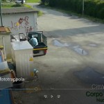 Beccati foto trappole in azione a Chivasso per chi abbandona i rifiuti