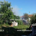 Incendio di una legnaia a Cuceglio