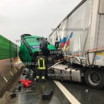 Incidente sulla A5 pericolo per la circolazione e traffico in tilt