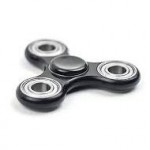 Maxi sequestro di Fidget Spinner, il gioco dell'estate