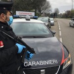 Spara ed uccide la ex moglie e ferisce la figlia si è arreso