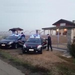 Strage in una villetta di Carignano.Spara alla moglie, ai due figli e si suicida. Tutti morti tranne una bimba in gravissime condizioni