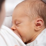 Uno studio italiano dimostra che il Covid non viene trasmesso con il latte materno